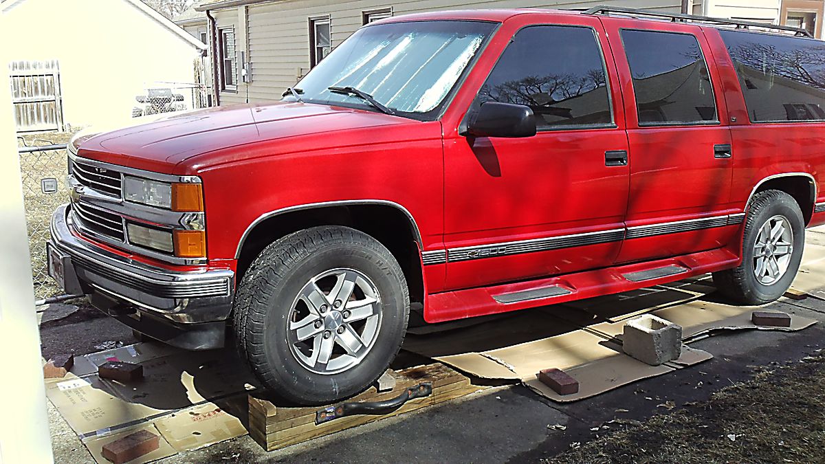 96 Chevy Suburban Totally Preserved with USA Fluid