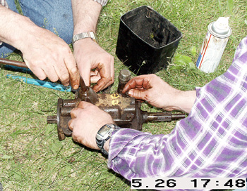 Reassembling Crosley Transmission After Freeing it up with USA Fluid Unlimited StrongArm in under 15 Minutes